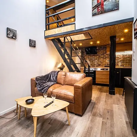 Le Petit Macaron Industriel Hyper Centre Insolites Nancy